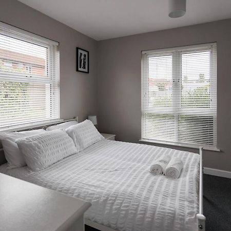 2 Bedroom Ground Floor Apartment ベルファスト エクステリア 写真