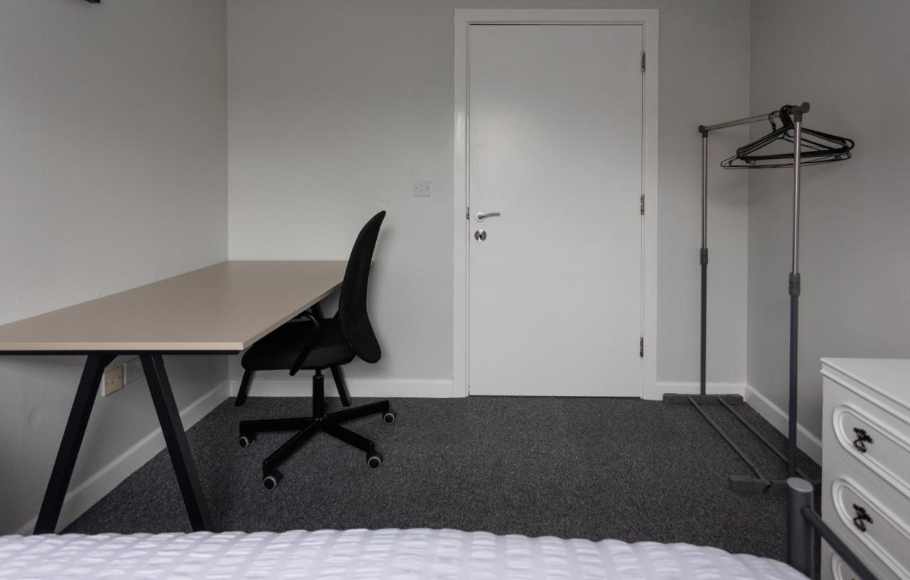 2 Bedroom Ground Floor Apartment ベルファスト エクステリア 写真