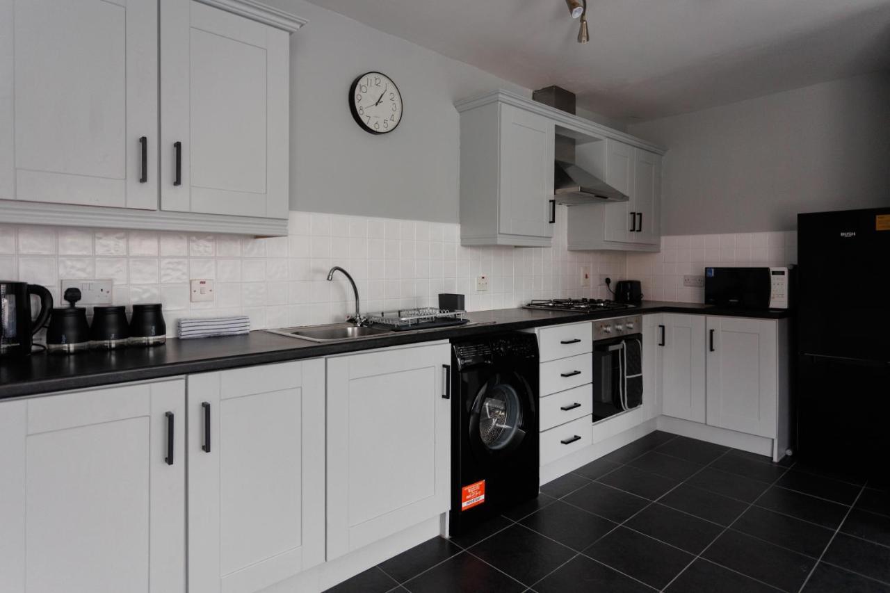 2 Bedroom Ground Floor Apartment ベルファスト エクステリア 写真