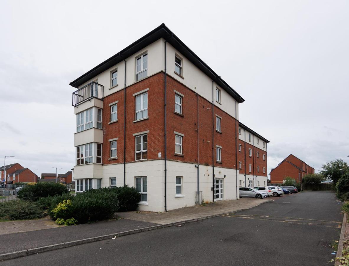 2 Bedroom Ground Floor Apartment ベルファスト エクステリア 写真